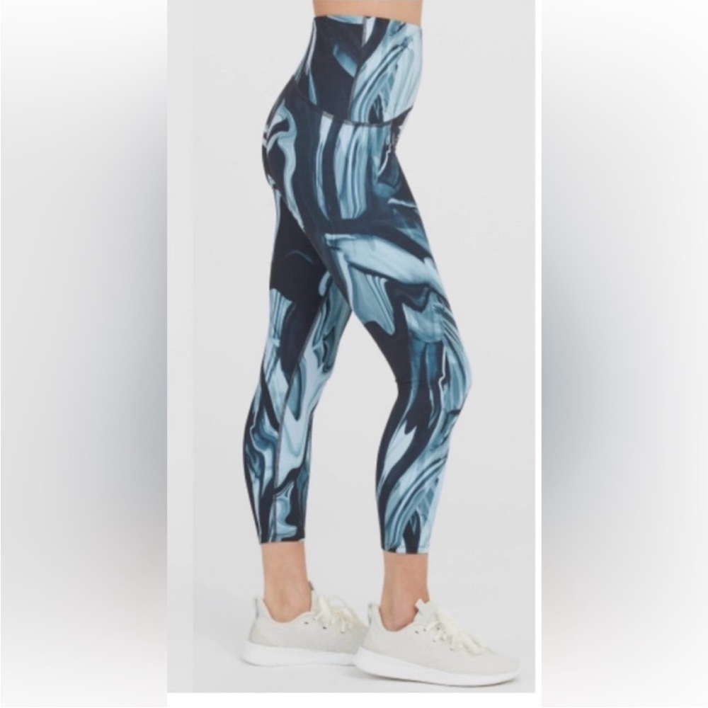 Spanx Booty Boost 7/8 Legging size 2X